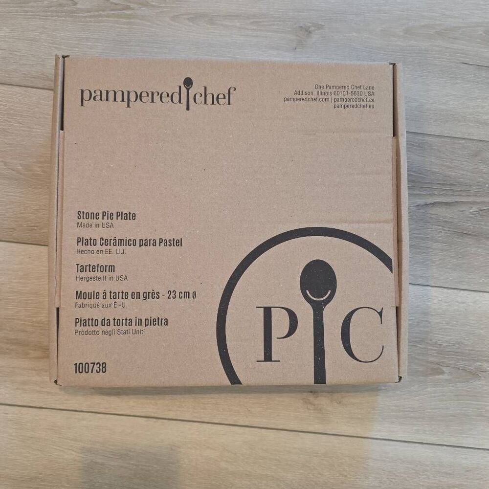 Pampered Chef Stone Pie Plate #100738 – 9" Scalloped Stoneware Pie Dish – Made i